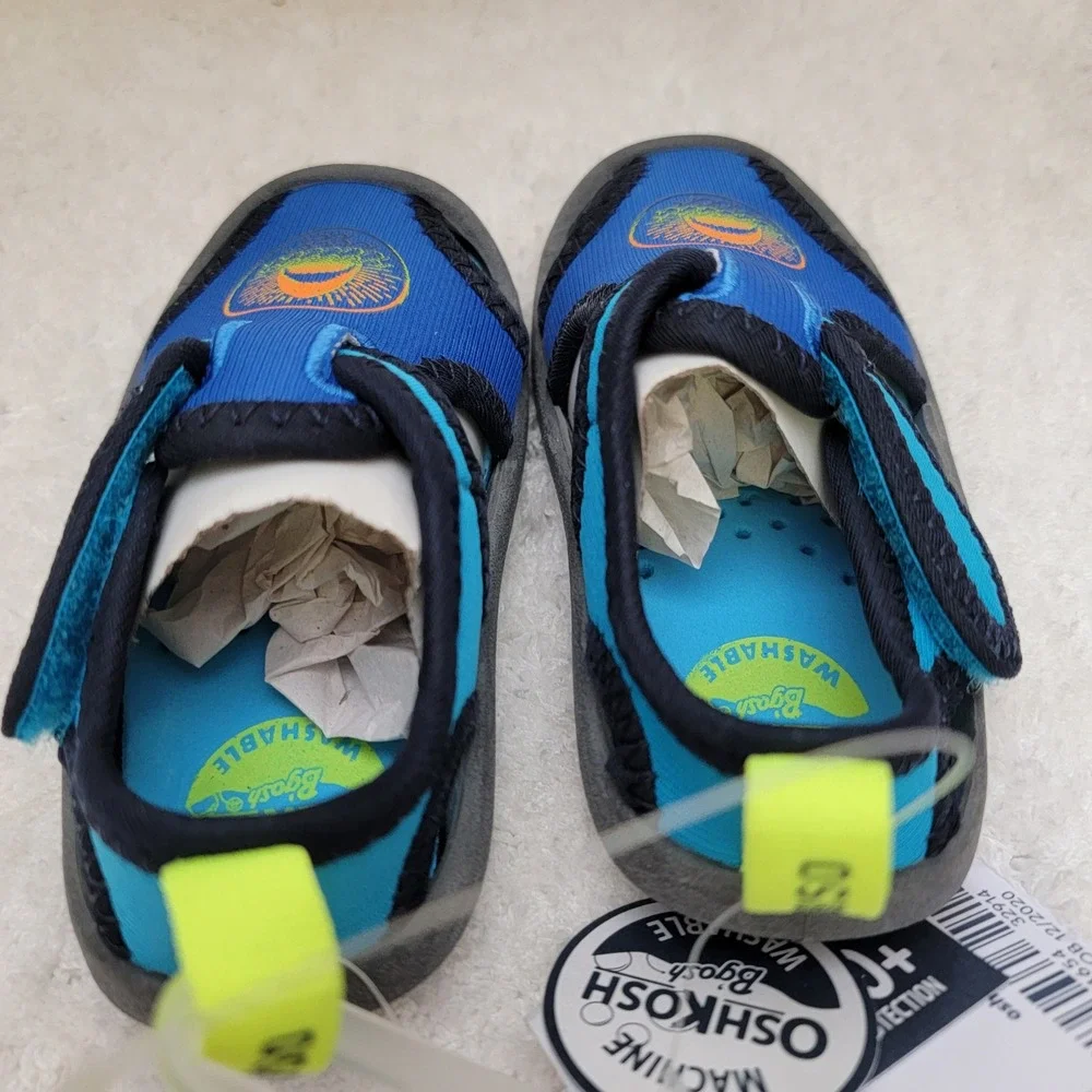 OshKosh Bgosh Toddler Boy's‎ Blue Shark Athletic Water Sandals - Size 4